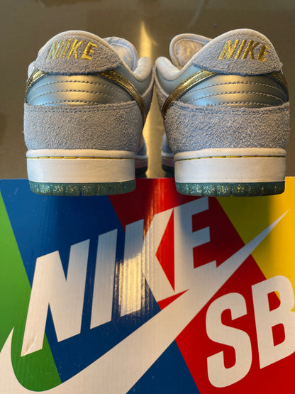 2020 Sean Cliver x Nike SB Dunk Low “Holiday Special”